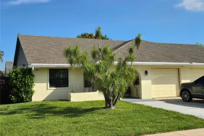 12051 Suellen Cir 1