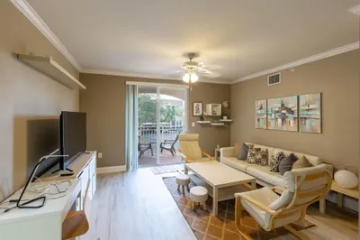 6559 Emerald Dunes Drive #201 1
