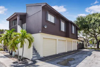 5284 Bosque Lane #52 1