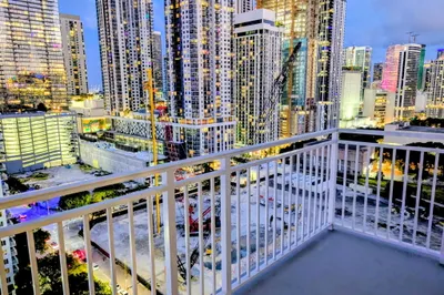 850 N MIAMI Avenue #W-2202 1