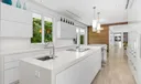 228 Seabreeze Avenue Photo