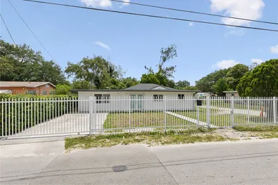 8745 NW 21st Ave 1