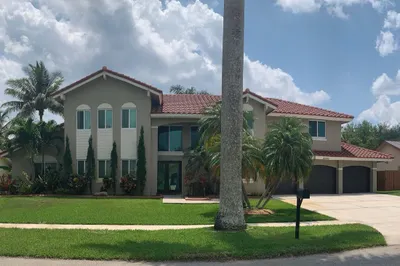 20300 NW 2nd St 1