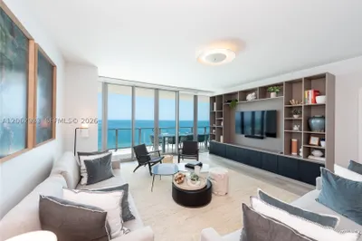 360 Ocean Dr #904S 1