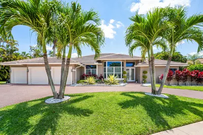 8321 Muirhead Circle 1