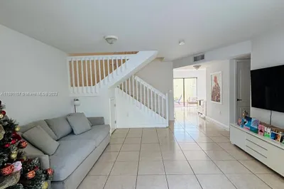 11115 W Okeechobee rd #181 1