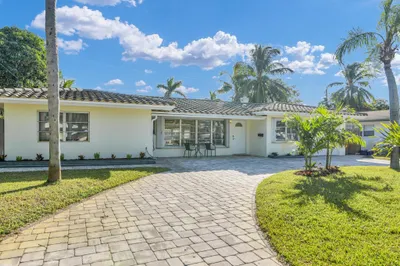 1340 SE 4 Court 1