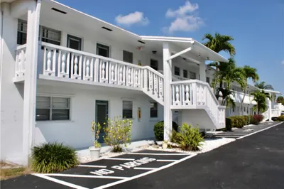 6550 Winfield Boulevard #101 1