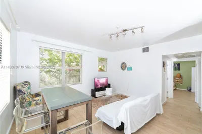 1611 Meridian Ave #108 1