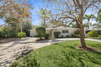 18390 SE Courtview Circle 1