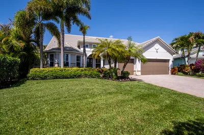 134 Shores Pointe Drive 1