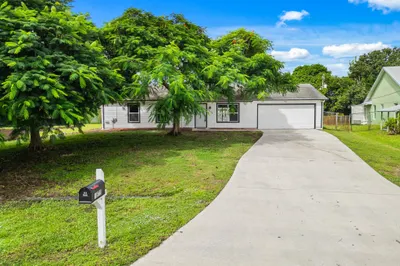 1575 SW Fresno Road 1