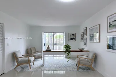 160 SW 30th Ave #104A 1