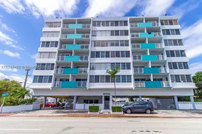 8000 Harding Ave #4D 1