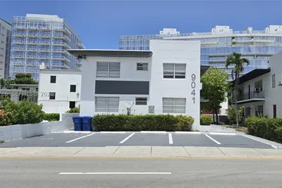 9041 Harding Ave #3 1