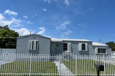 1401 NW 112th Ter 1