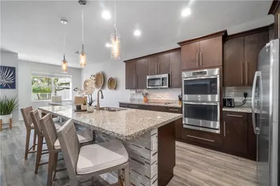 100 NW 69th Circle #32 1