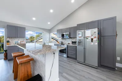 1441 NE 14th Court #4 1