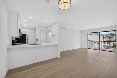 3404 Gardens E Drive #21B 1