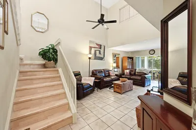 2118 Discovery Circle W 1