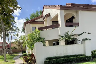 9080 SW 125th Ave #B101 1