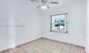 280 E 39th St Photo