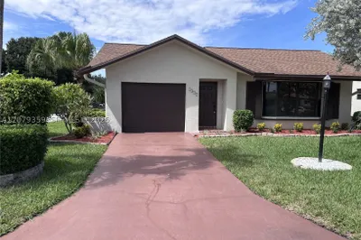 2377 SW 16 Dr 1