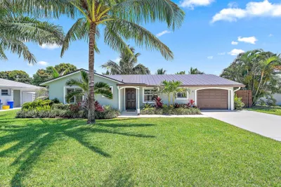 10 Pineview Road 1