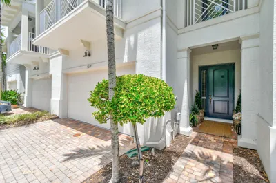 7239 Oxford Court 1