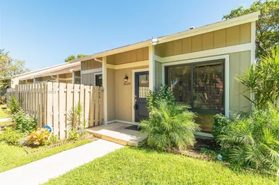 3500 NW 111th Ter 1