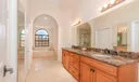 1833 Colonial Dr Photo