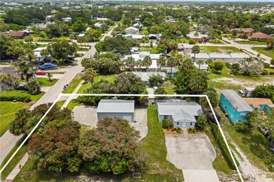 3915 SE Salerno Road 1