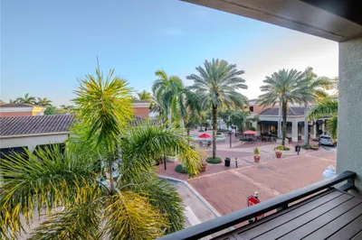 Balcony View of Fountain