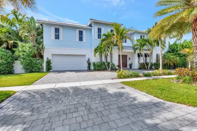 200 NW 10th Street Nw 1