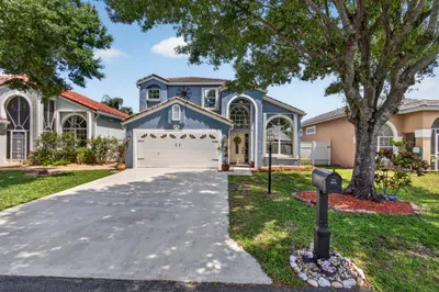 243 Wedgewood Circle 1