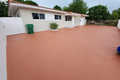 950 NW 36th Ave 0 1