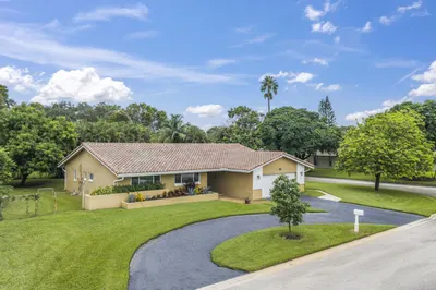 992 NW 83rd Drive 1