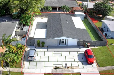 1084 W 65th Street 1