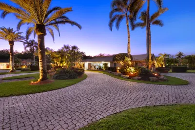 7751 Palmetto Ct 1