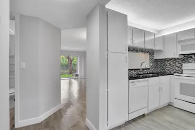 3564 N University Drive #A-5 1