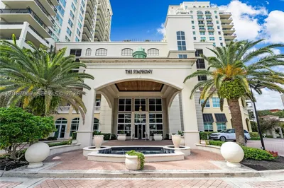 600 W Las Olas Blvd #301S 1