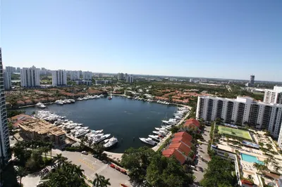 21205 Yacht Club Dr #2806 1