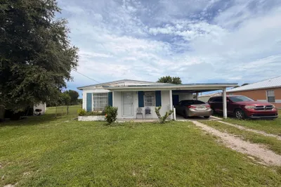 1906 N 16th Court 1