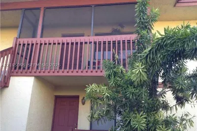 2058 NW 43rd Ter #8 1