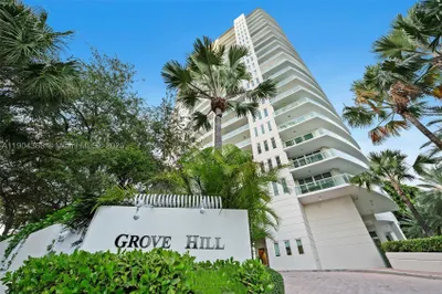 2645 S Bayshore Dr #1201 1