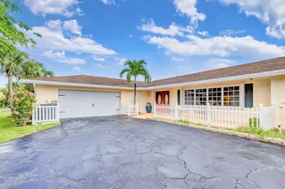 86 W Coconut Drive 1