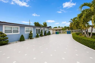 17370 NW 52nd Pl 1