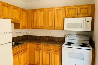 8275 NE Miami Ct #102 1