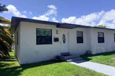245 NE 1ST Terrace #245 1