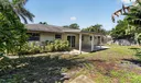 101 E Beverly Road E Photo
